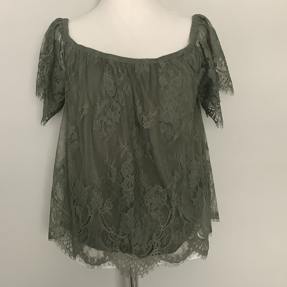 American Eagle Outfitters On or Off Shoulder Olive Lace Top, Medium